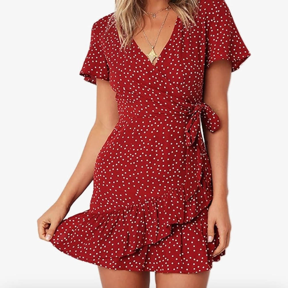 Pre-loved cute Spring/Summer wrap dress. Worn once.